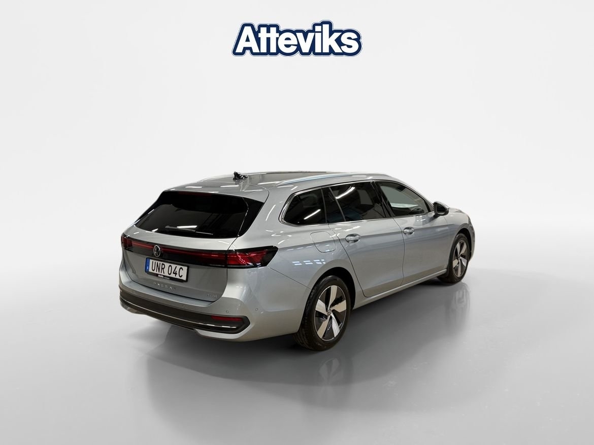 Volkswagen Passat eTSI DSG Edition Drag 2025, bild 3/15
