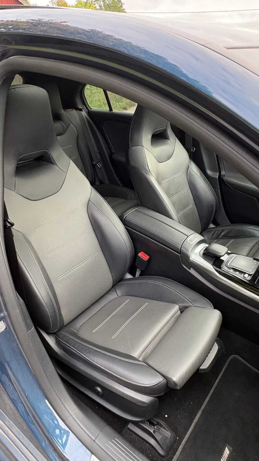Mercedes-Benz A 35 AMG 4MATIC 2022, bild 6/8