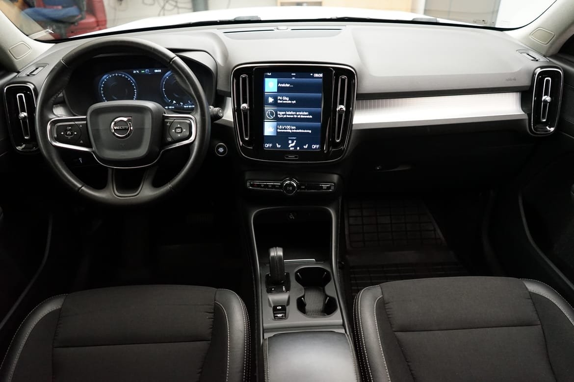 Volvo XC40 2019, kuva 6/10