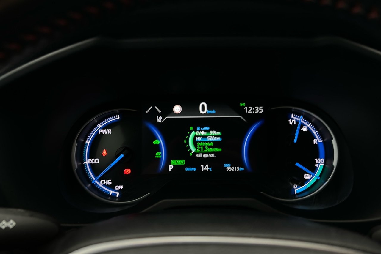 Toyota RAV4 Plug-In 2021, bild 7/10