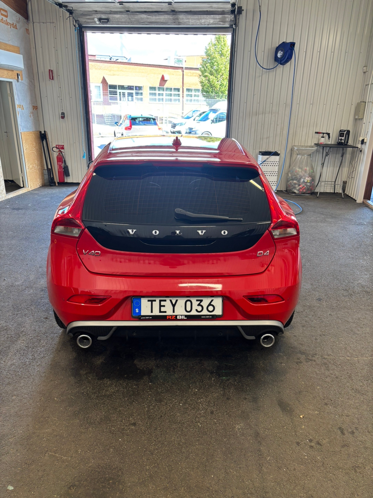 Volvo V40 D4 Manuell 2015, bild 3/7