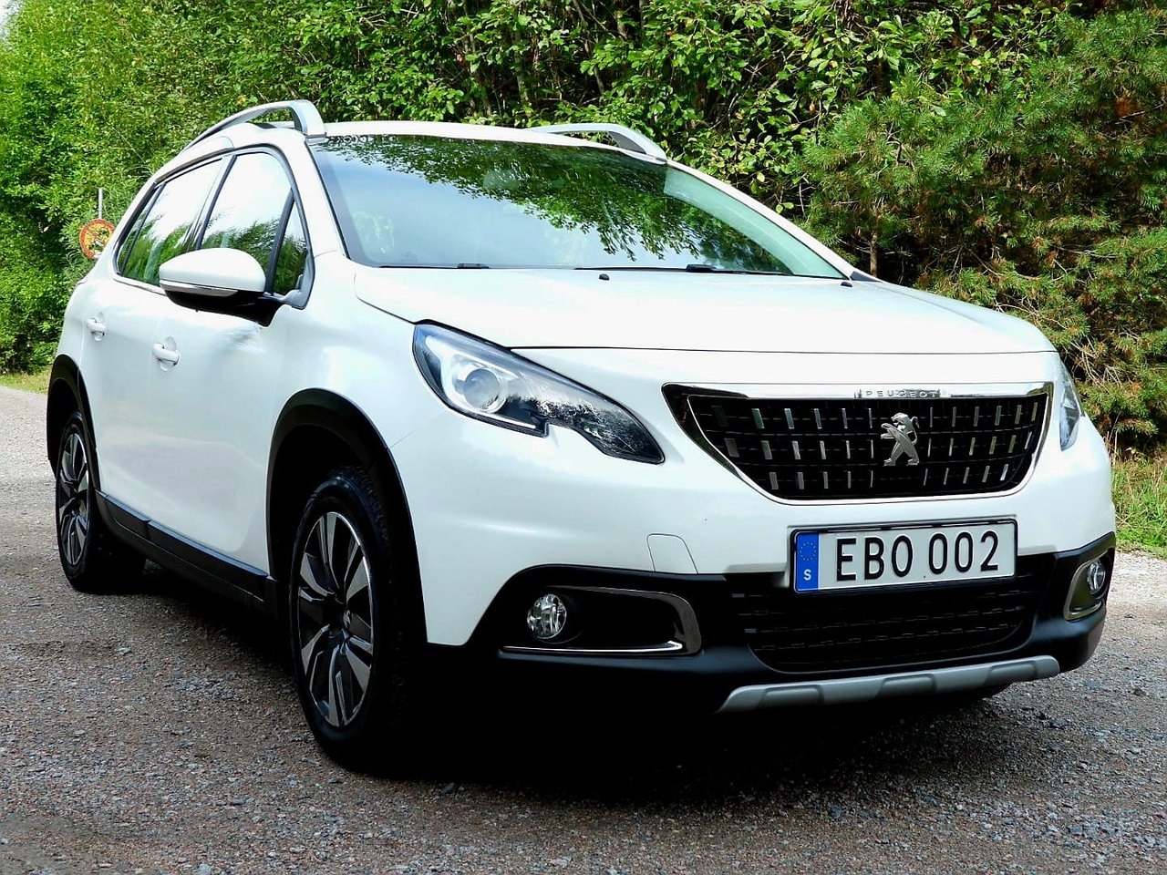 Peugeot 2008 1.2 PureTech 82 Allure 2016, bild 5/10