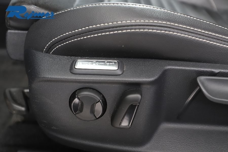 Volkswagen Passat 2021, bild 7/10