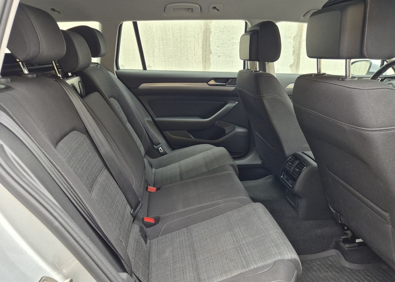 Volkswagen Passat 2020, bild 7/10