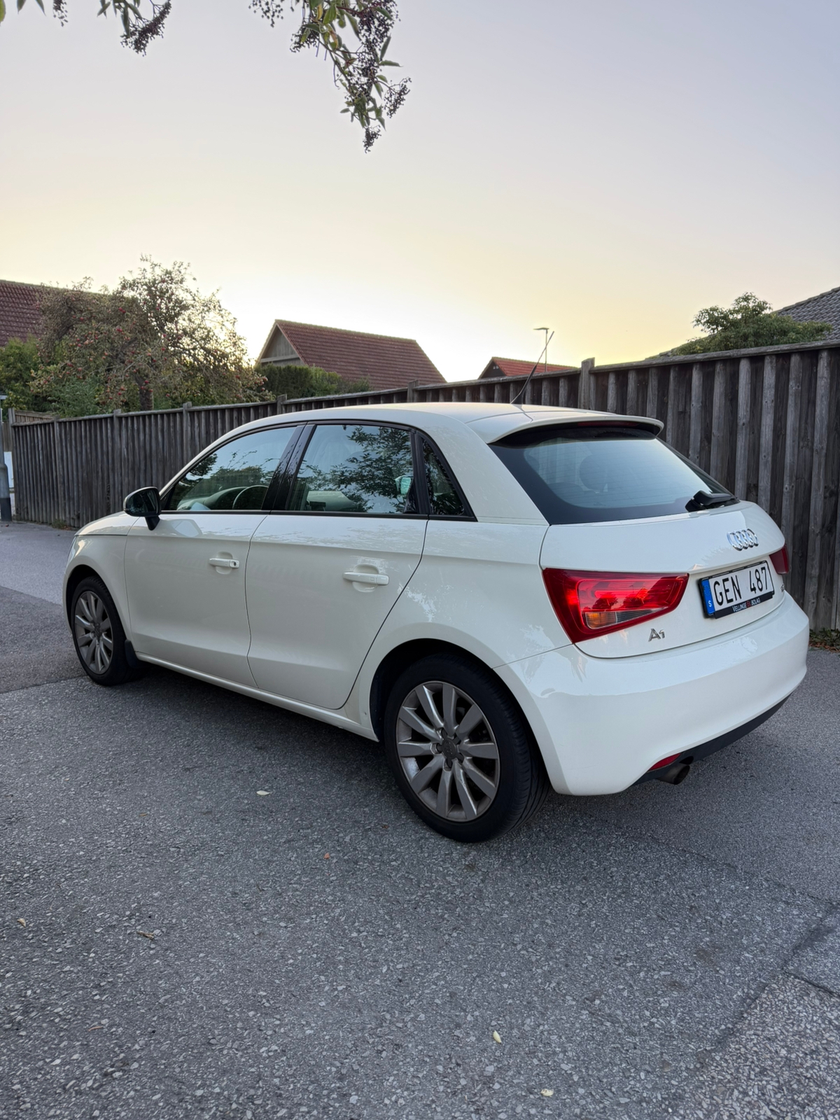 Audi A1 Sportback 1.2 TFSI Manuell 2013, bild 4/7