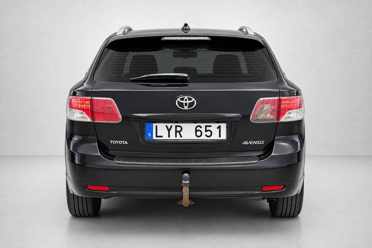 Toyota Avensis 2011, kuva 7/10