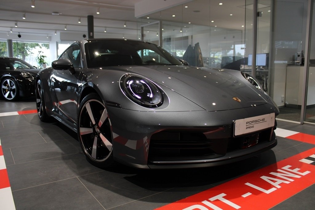 Porsche 911
