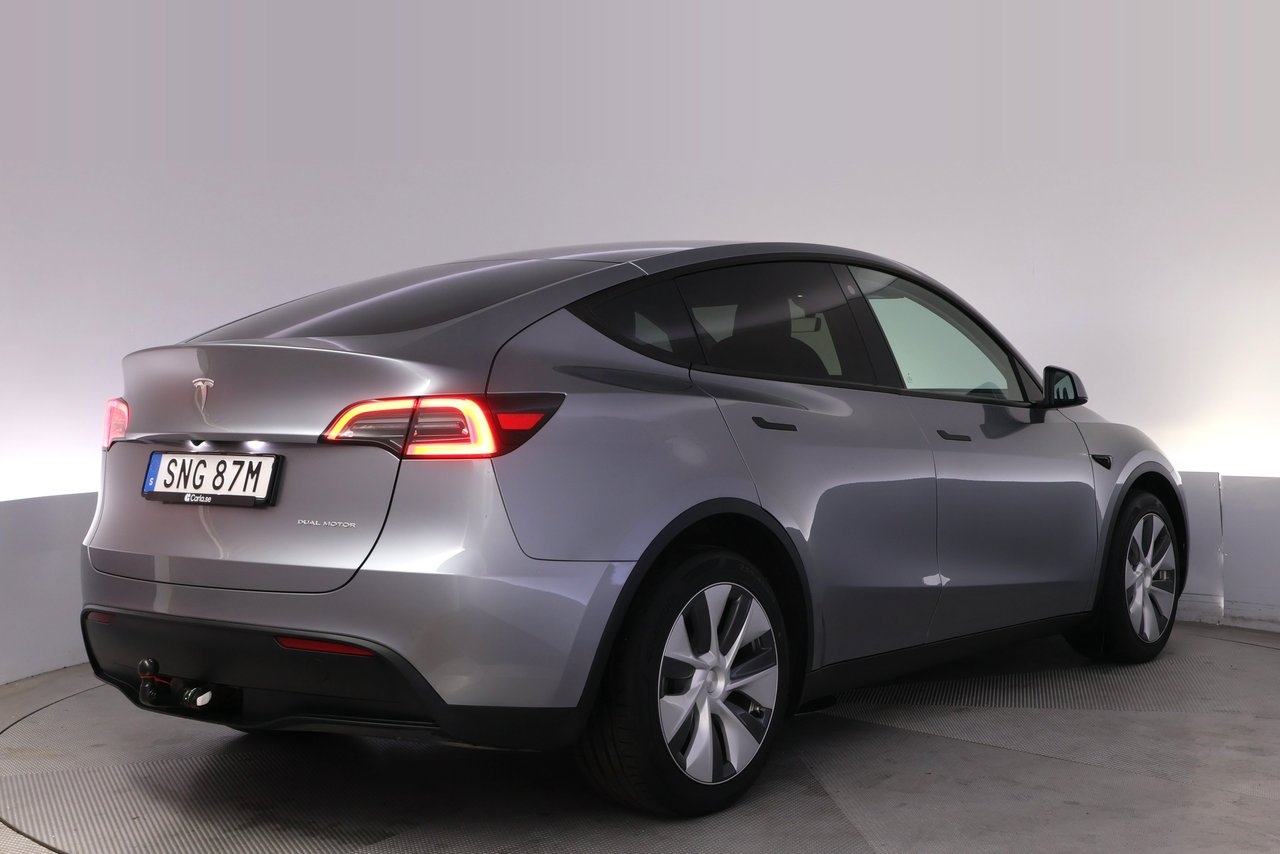 Tesla Model Y 2023, bild 5/10
