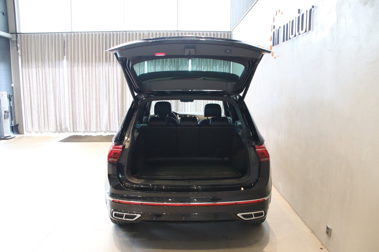 Volkswagen Tiguan 2021, bild 6/10