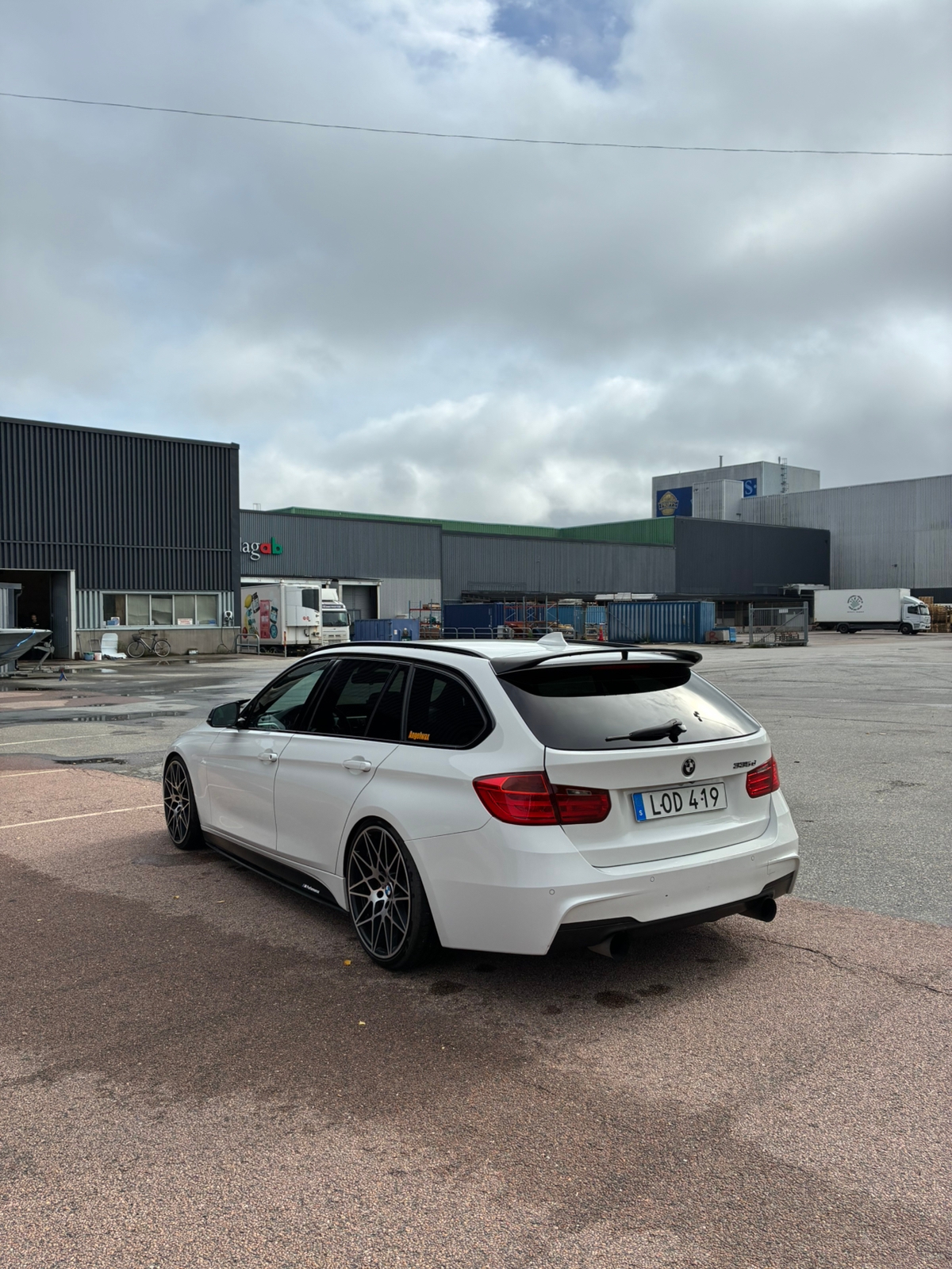 BMW 335