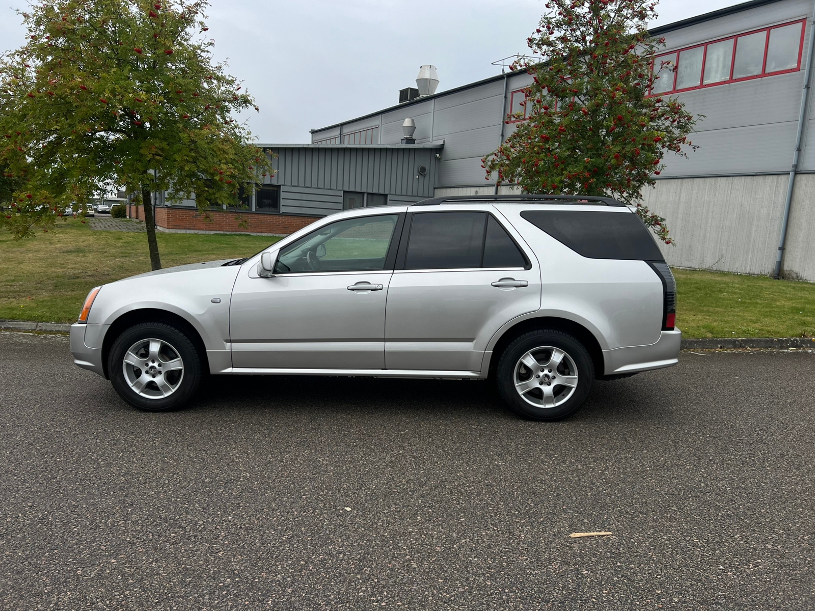 Cadillac SRX 2005, bild 2/10
