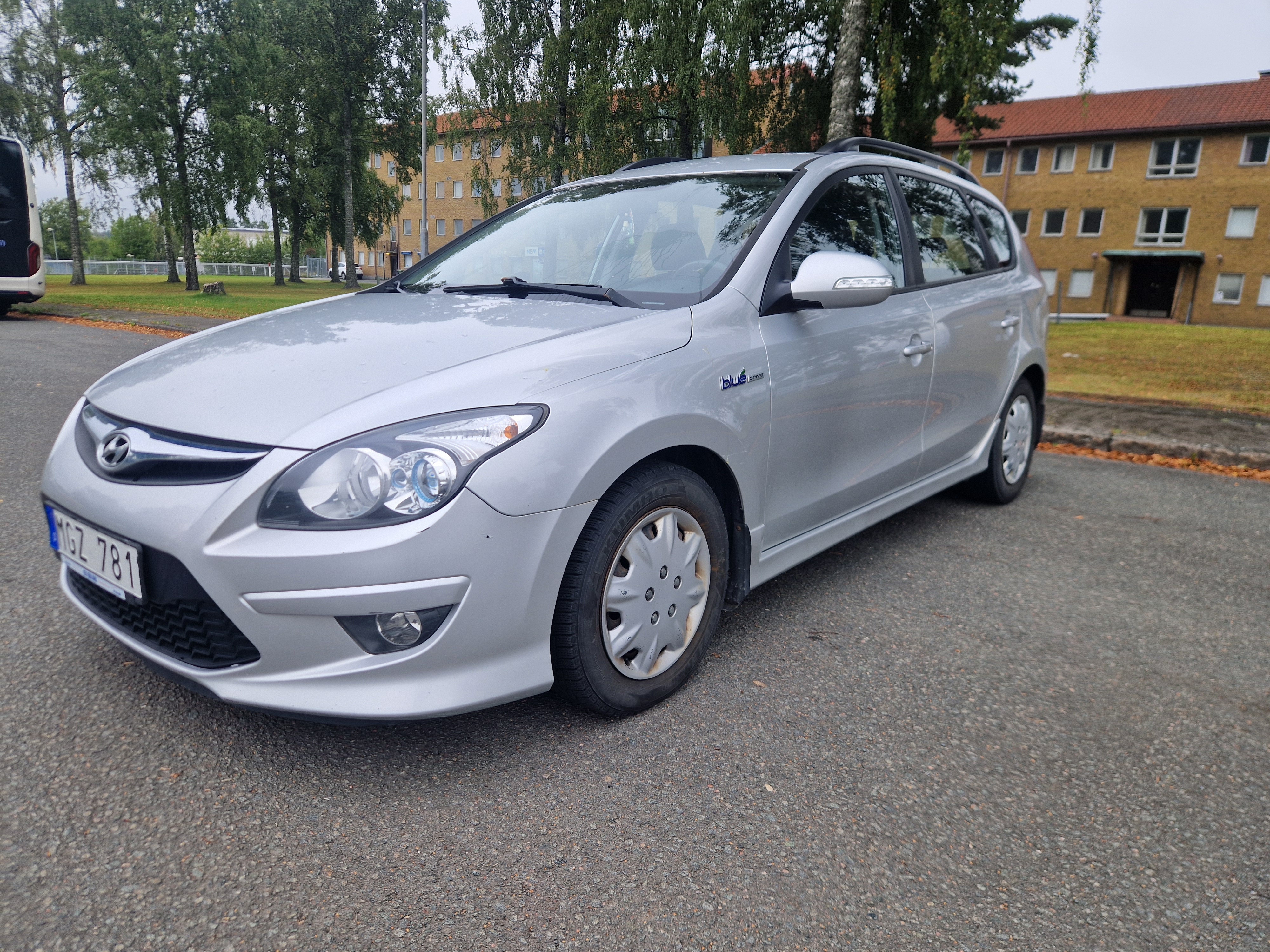 Hyundai i30 cw 1.6 CRDi Manuell 2012, bild 3/9