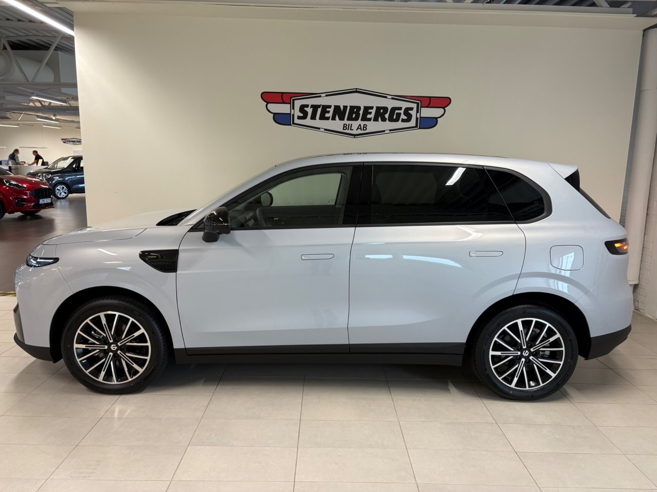 Leapmotor B10 EREV 1.5 + 18.8 kWh Euro 6 2026, bild 3/10
