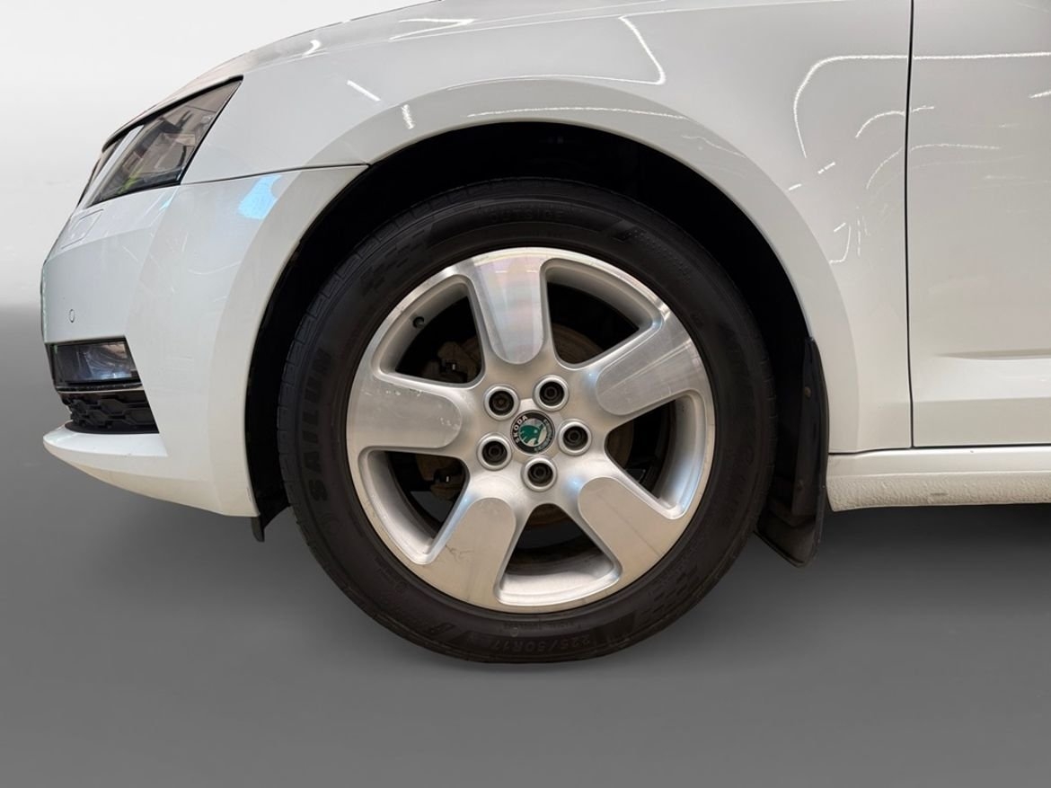 Skoda Octavia 2018, bild 6/10