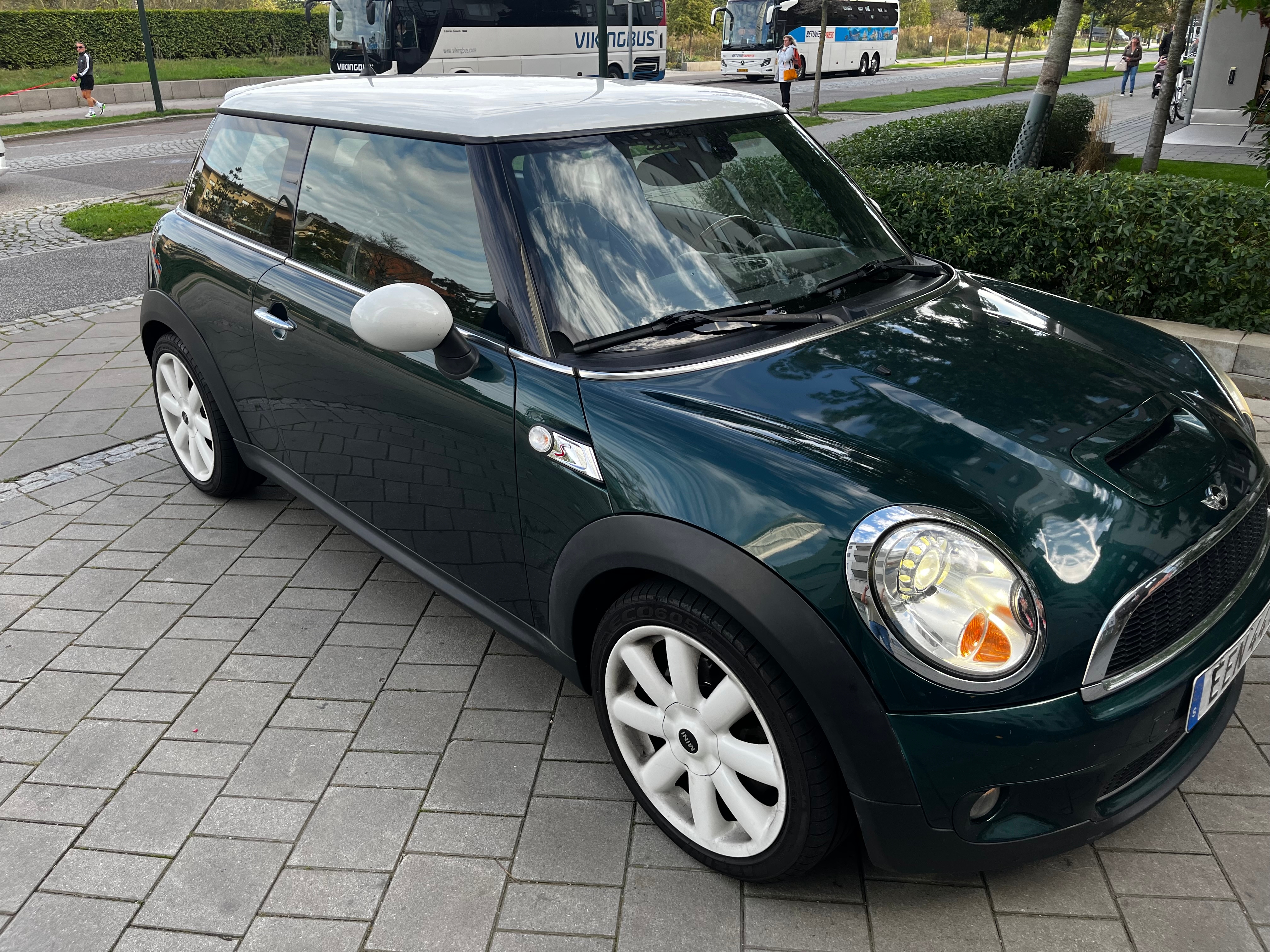 MINI Cooper S Automatisk 2010, photo 2/4