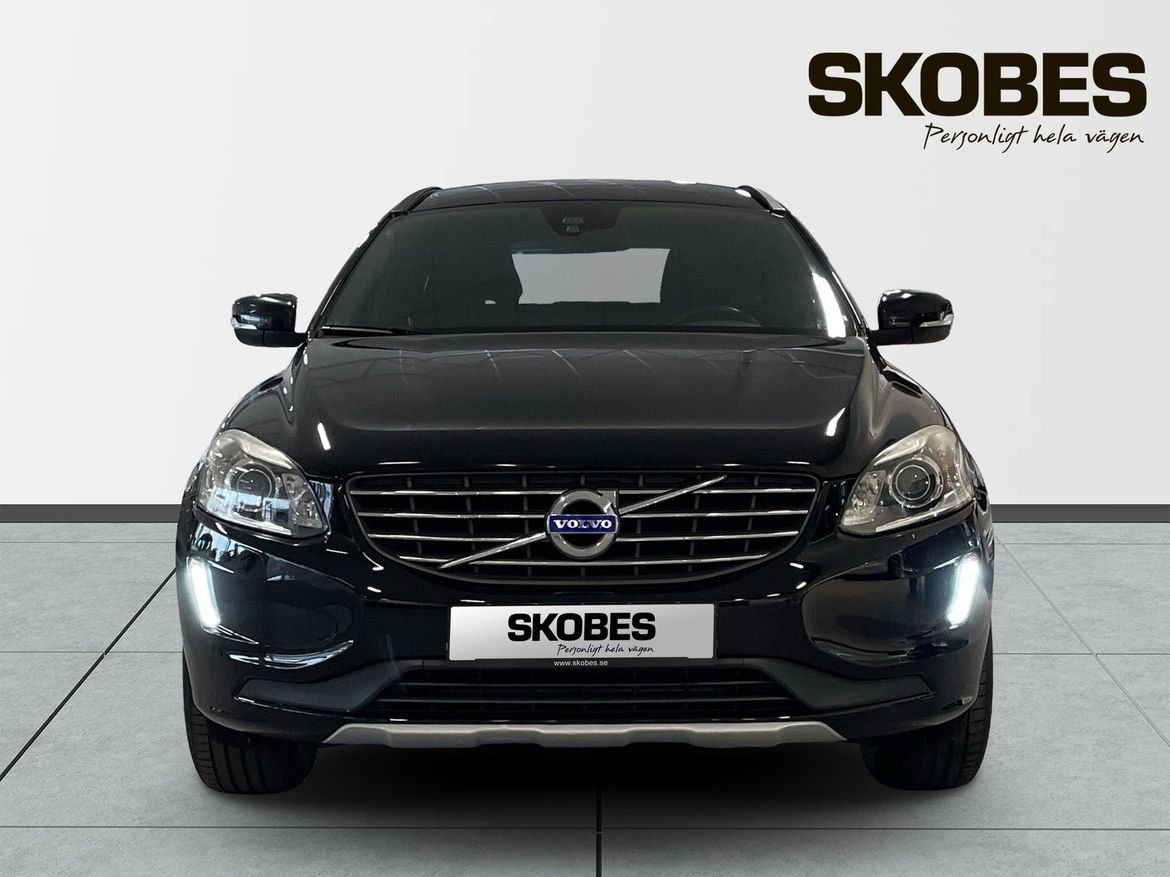 Volvo XC60 D4 AWD Momentum Business E 2016, bild 2/19