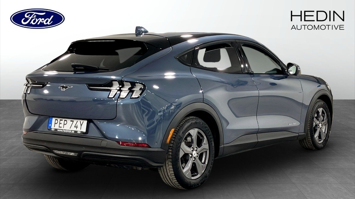 Ford Mustang Mach-E RWD Standard Range 2021, bild 2/9