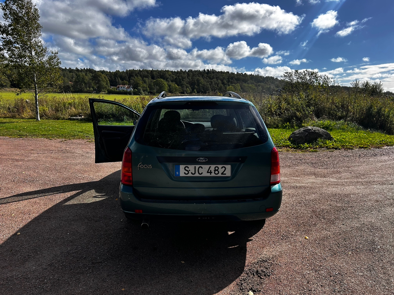Ford Focus Kombi 1.6 Manuell 2001, kuva 3/4