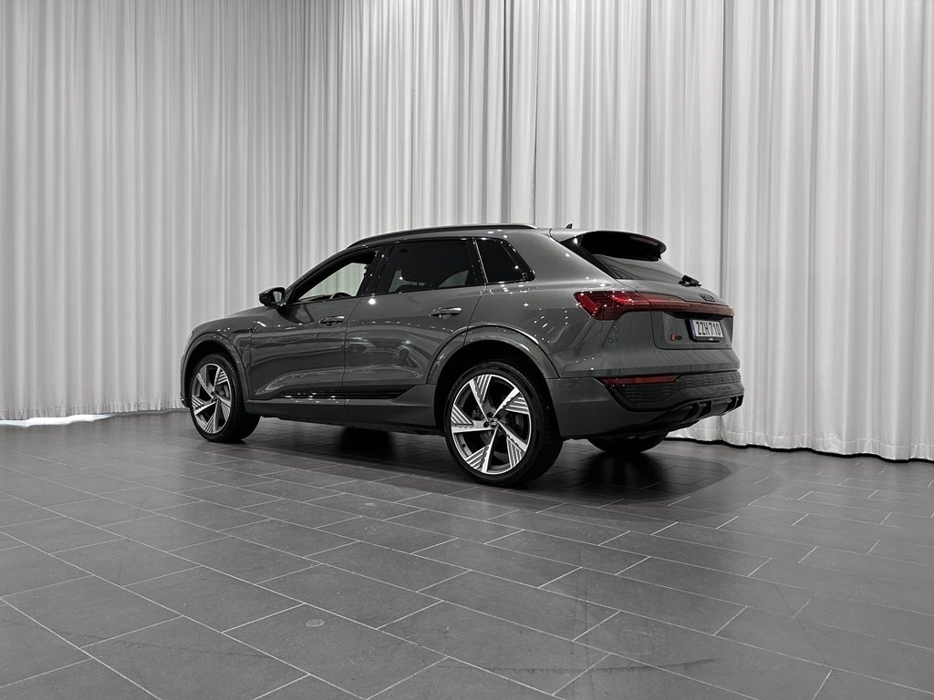 Audi Q8 e-tron 2024, bild 3/10