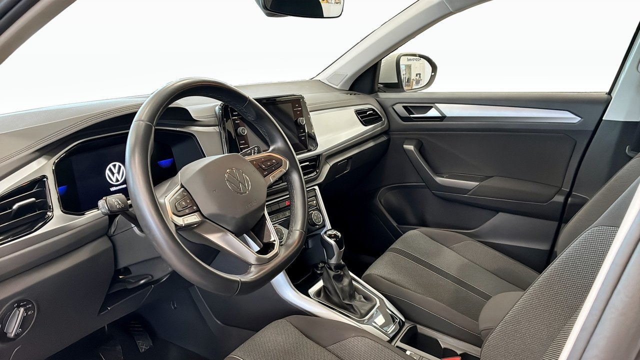 Volkswagen T-Roc 1.0 TSI 2023, bild 7/13