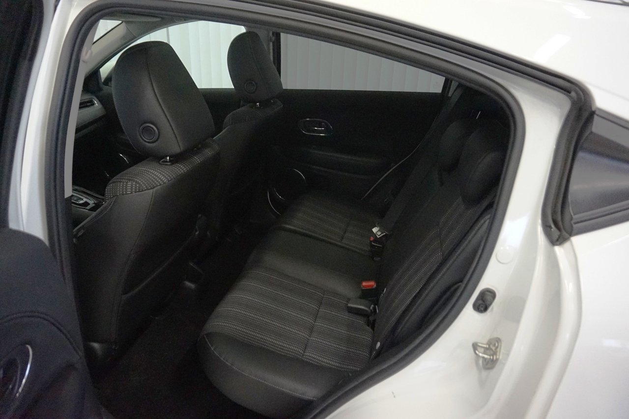 Honda HR-V 1.5 i-VTEC Executive, Nav 2017, bild 7/10