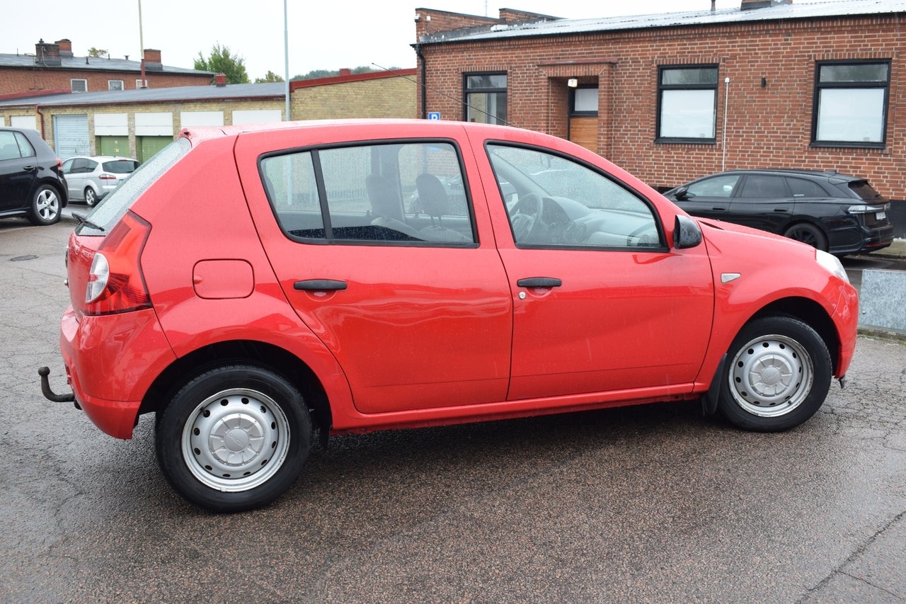 Dacia Sandero 2011, bild 5/10