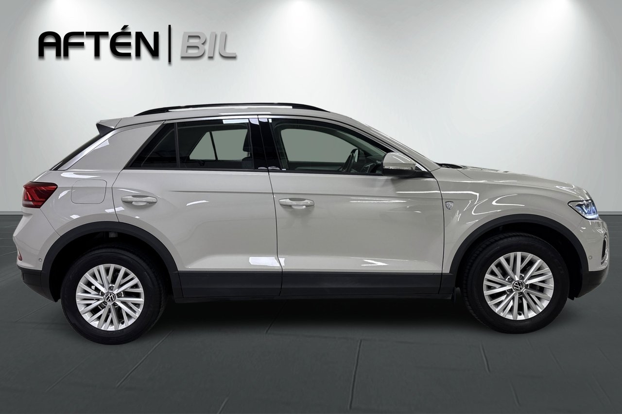 Volkswagen T-Roc 1.0 TSI 2023, bild 6/10