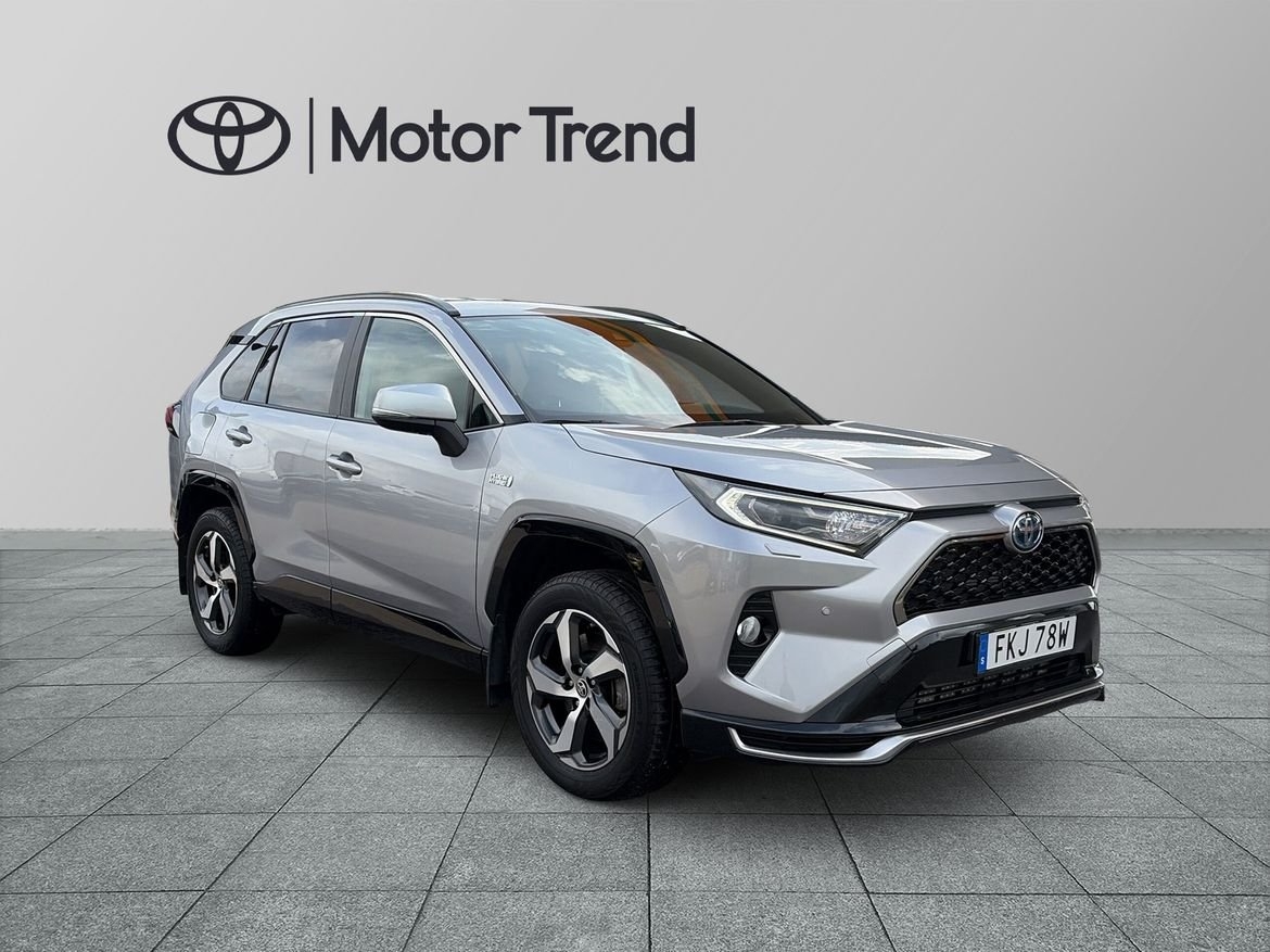 Toyota RAV4 2021, photo 7/10