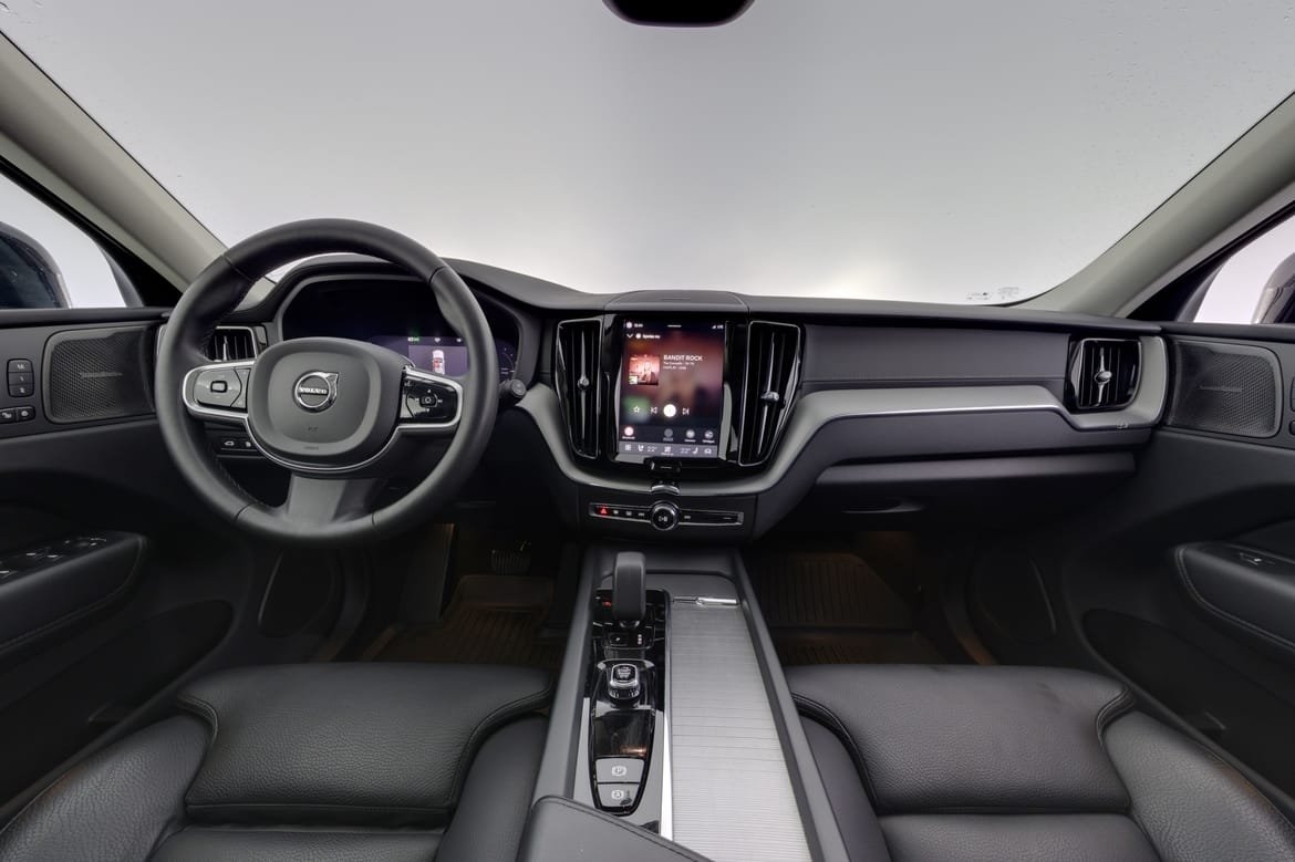 Volvo XC60 Recharge T6 Ultimate Dark 2024, bild 7/30