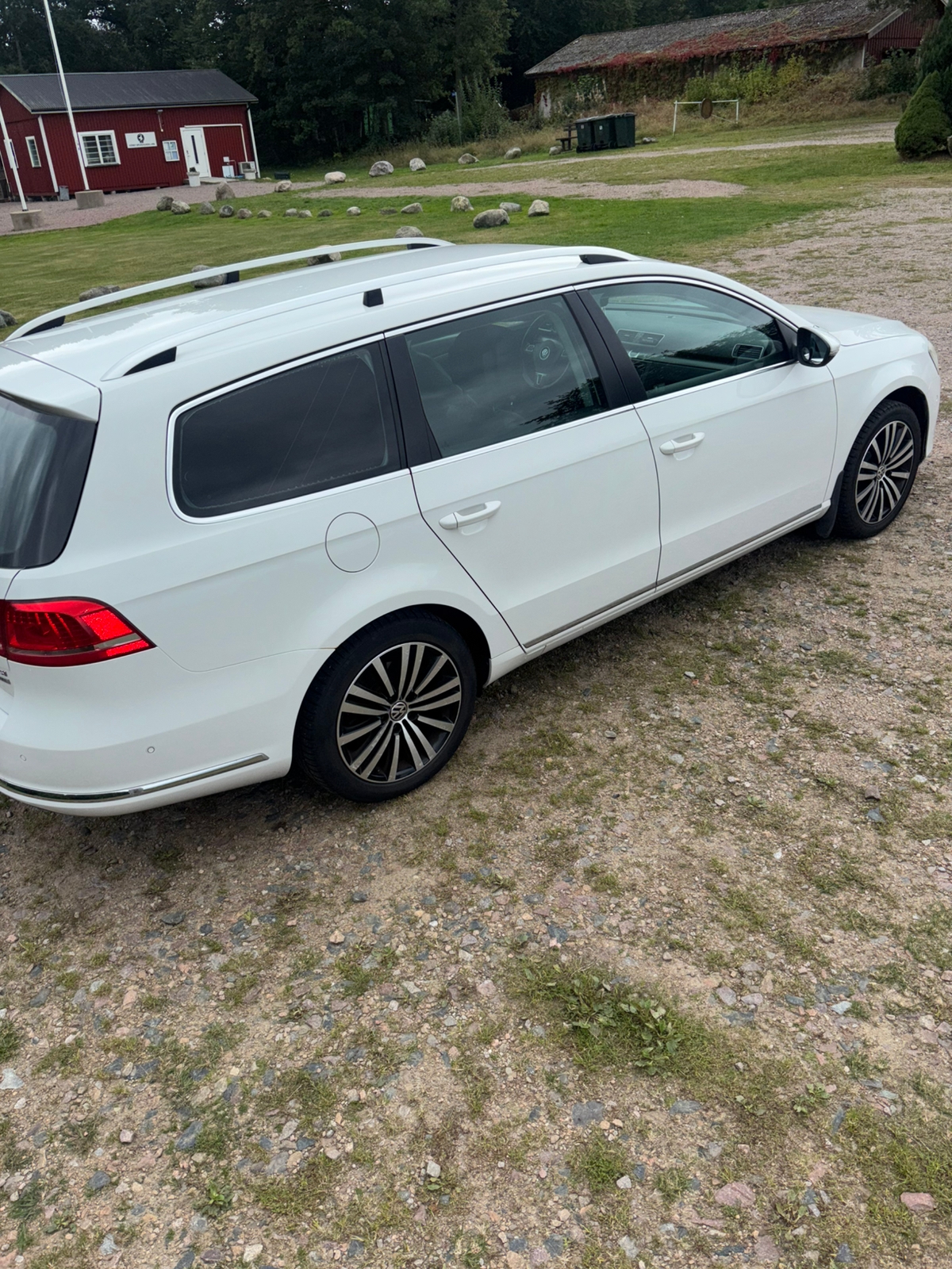 Volkswagen Passat 2012, bild 4/10