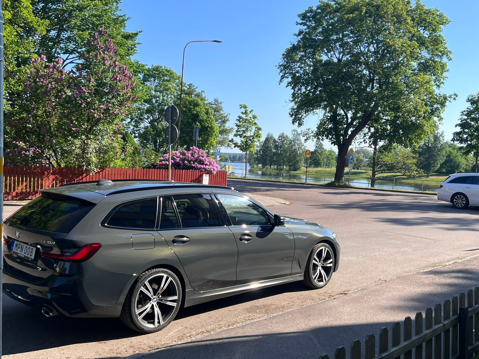 BMW 320 d xDrive Touring Steptronic 2020, photo 7/9