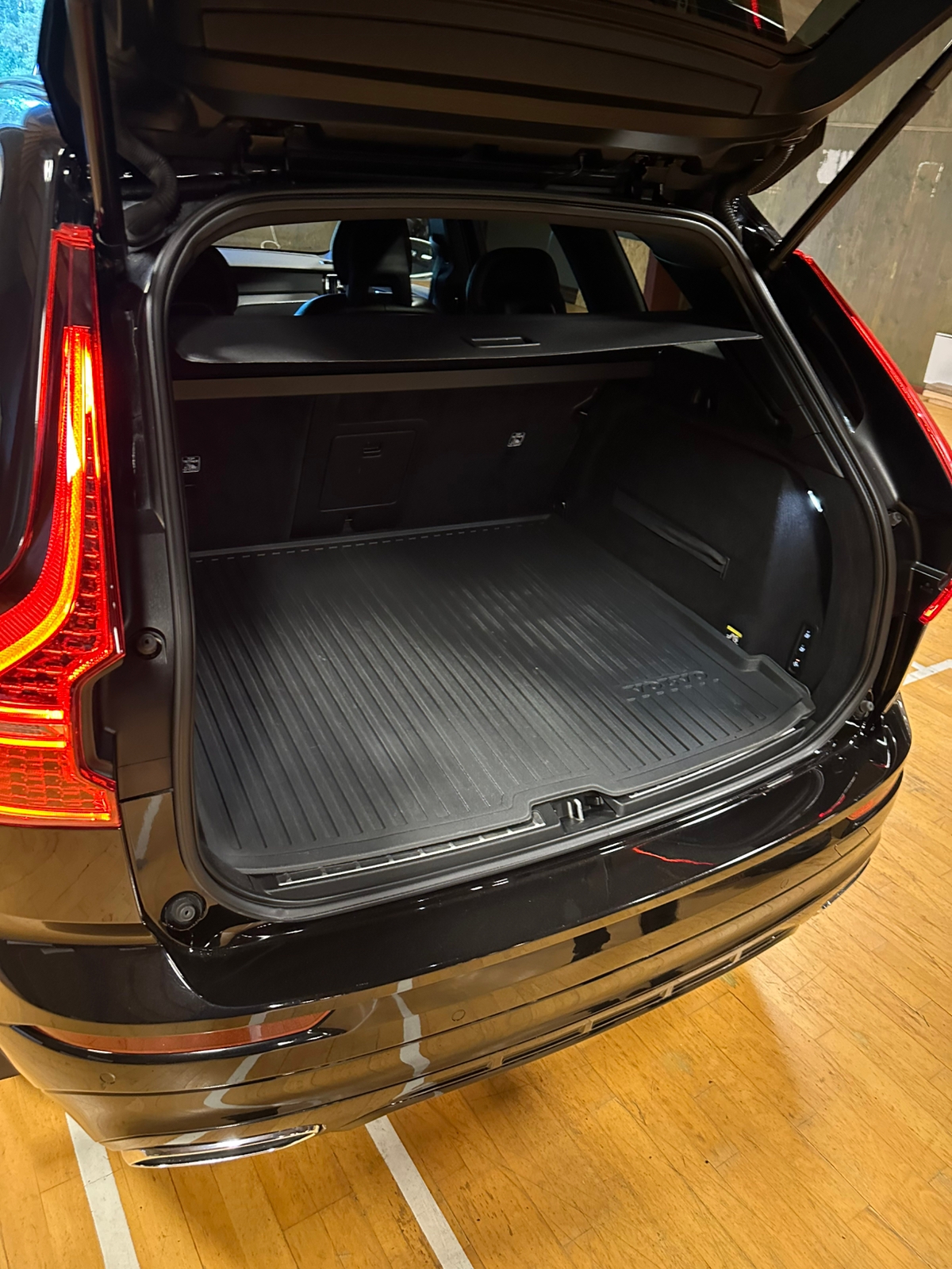 Volvo XC60 D4 AWD Geartronic R-design 2018, bild 6/10