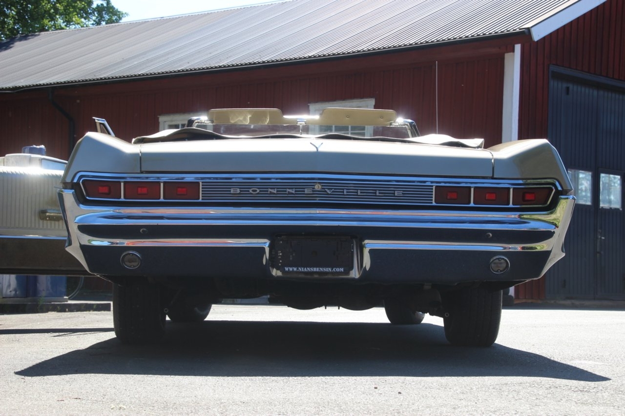 Pontiac Bonneville Convertible 1965, bild 3/10
