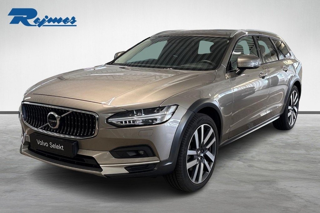 Volvo V90 Cross Country B4