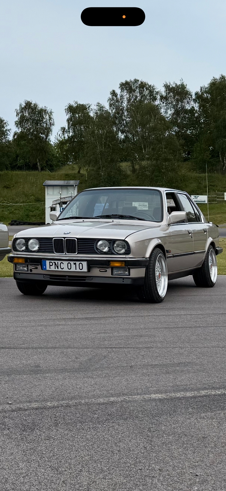BMW 325