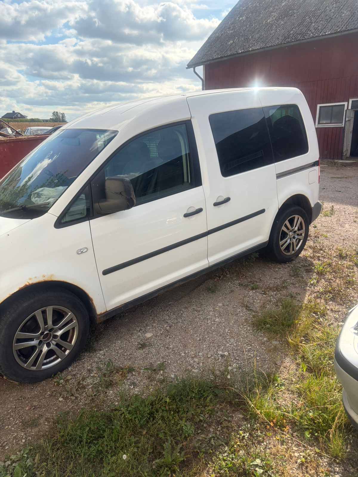 Volkswagen Caddy 2015, bild 3/4