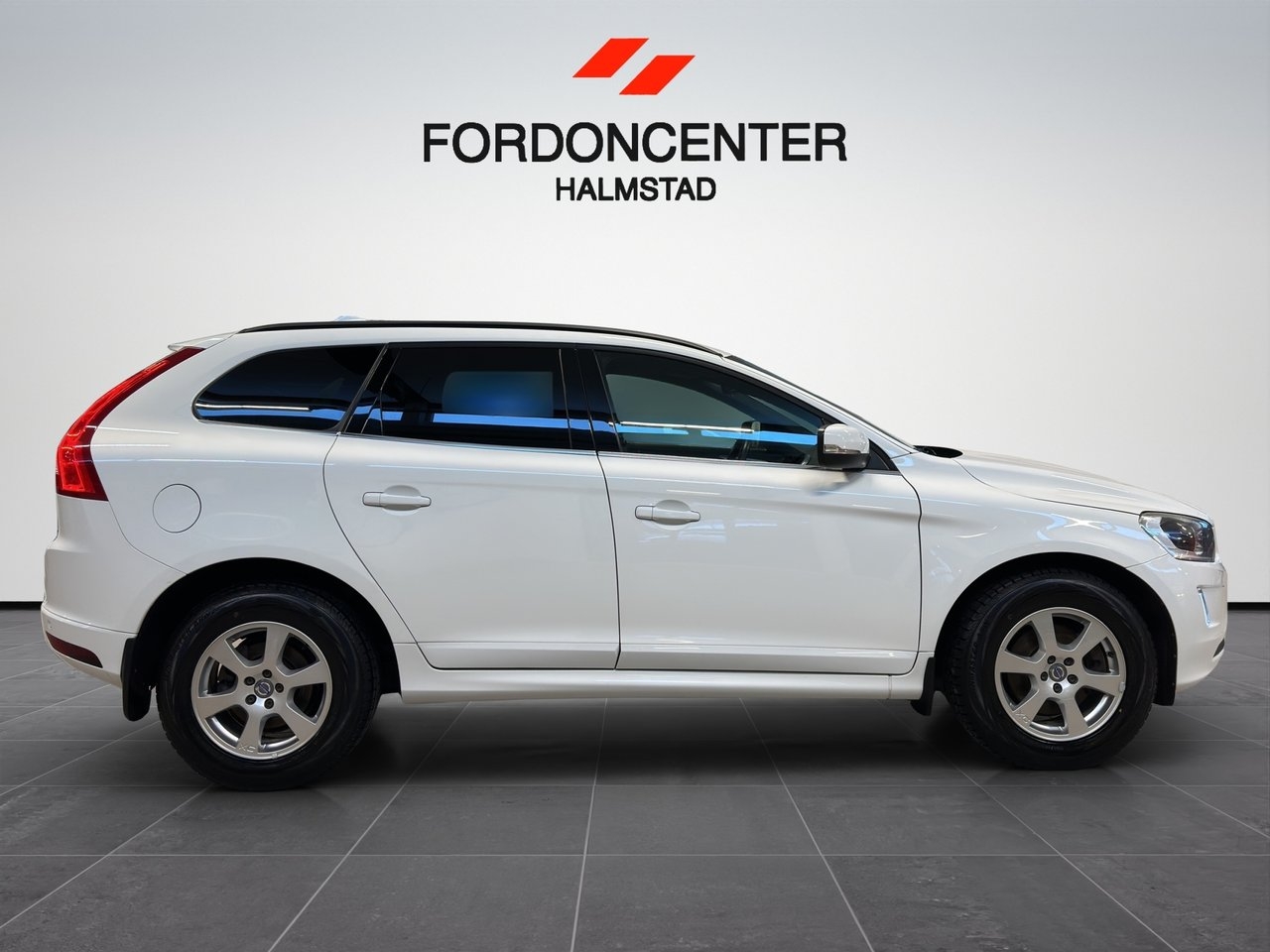 Volvo XC60 D3 150hk Geartronic Eu6, Drag 2016, bild 4/10