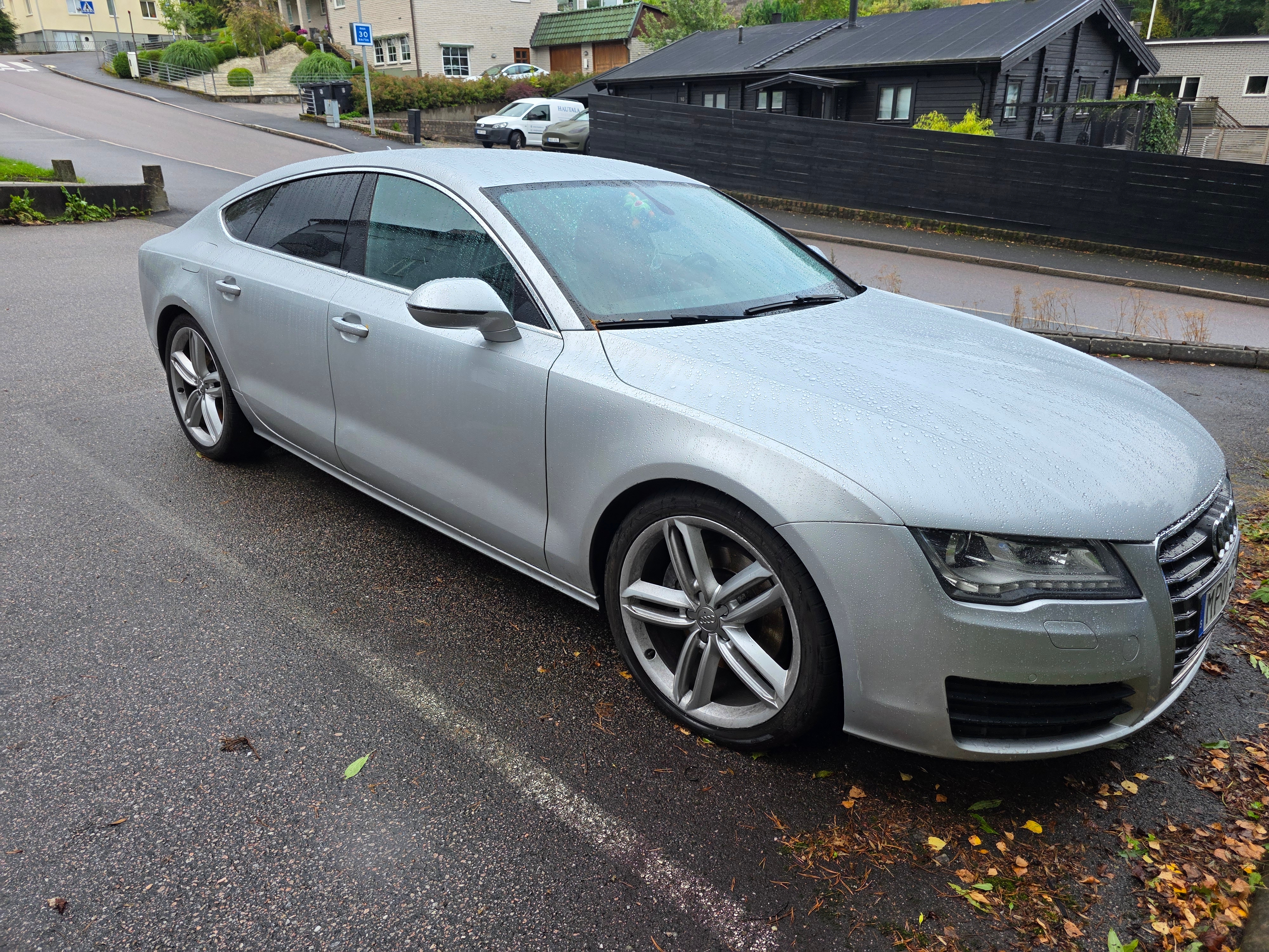 Audi A7 2011, bild 2/3