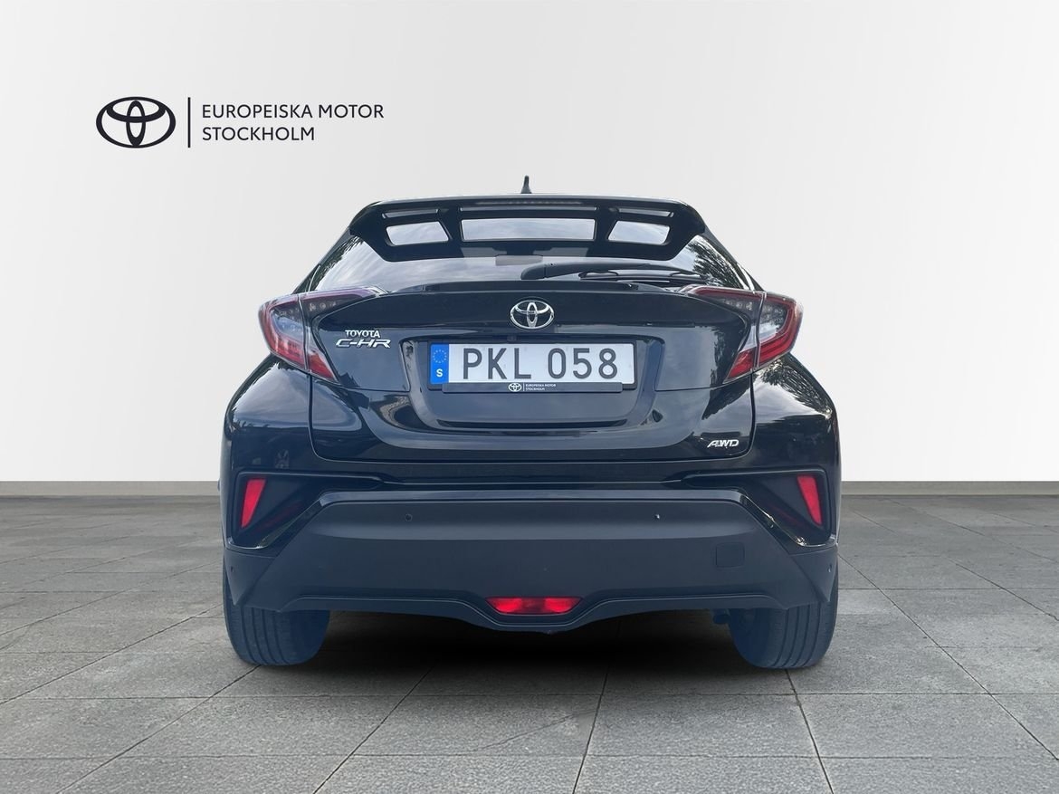 Toyota C-HR 2017, photo 4/16