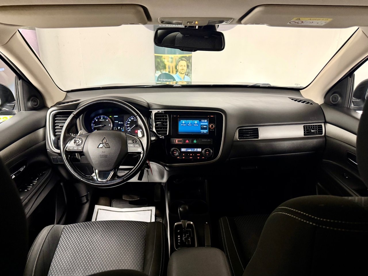Mitsubishi Outlander 2016, bild 5/10