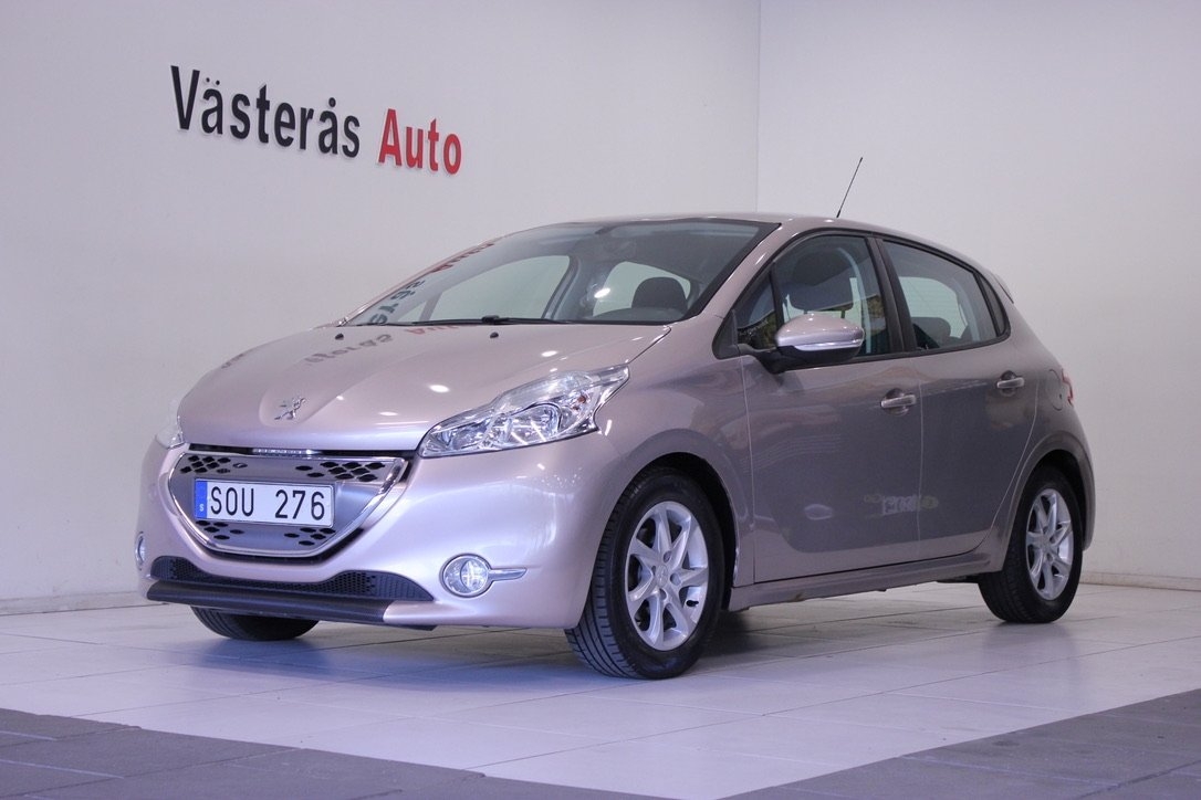 Peugeot 208 2012, bild 2/10