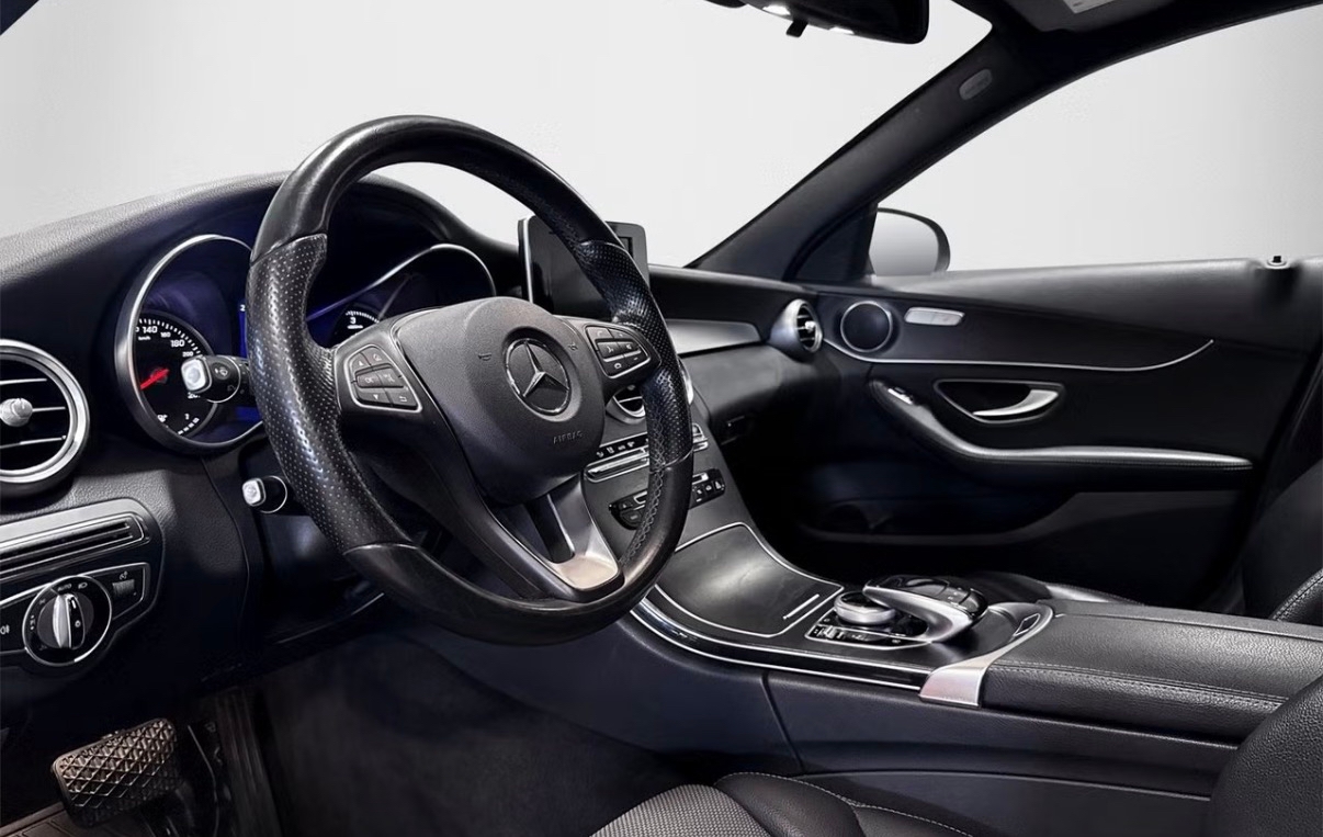 Mercedes-Benz C 2017, kuva 6/10