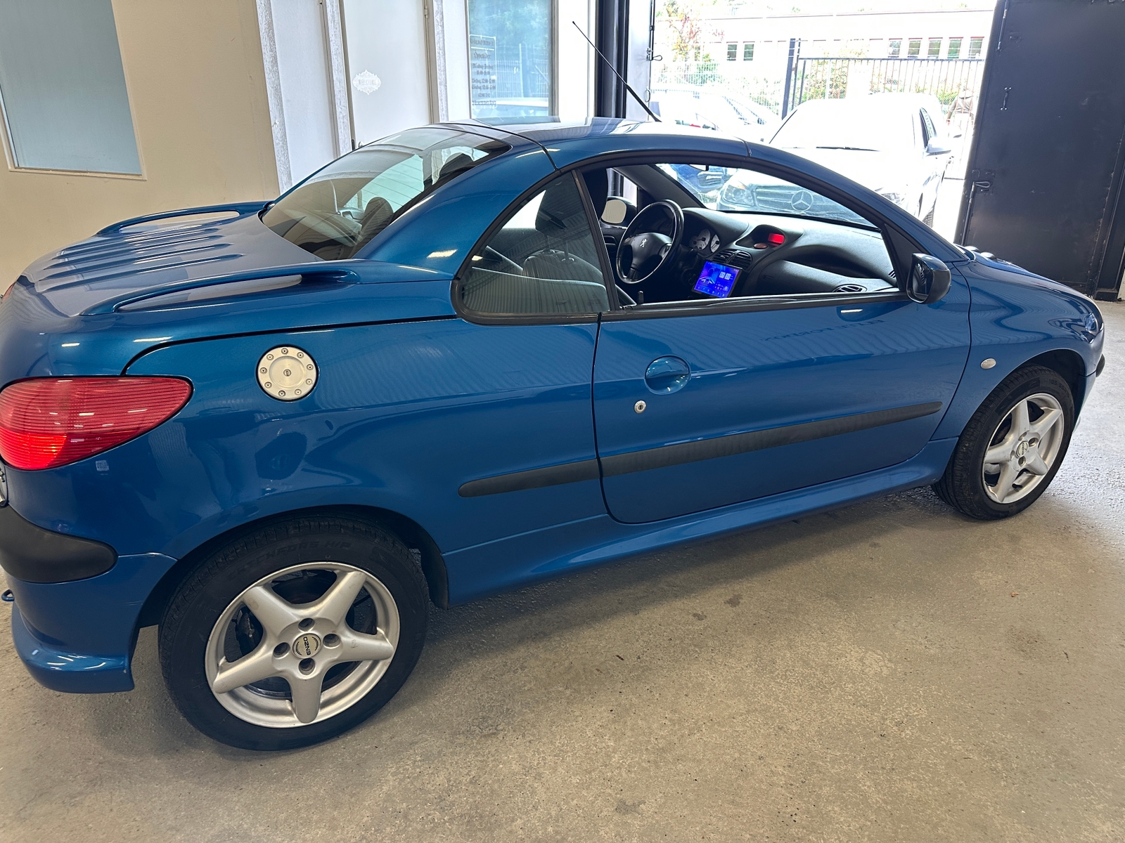 Peugeot 206