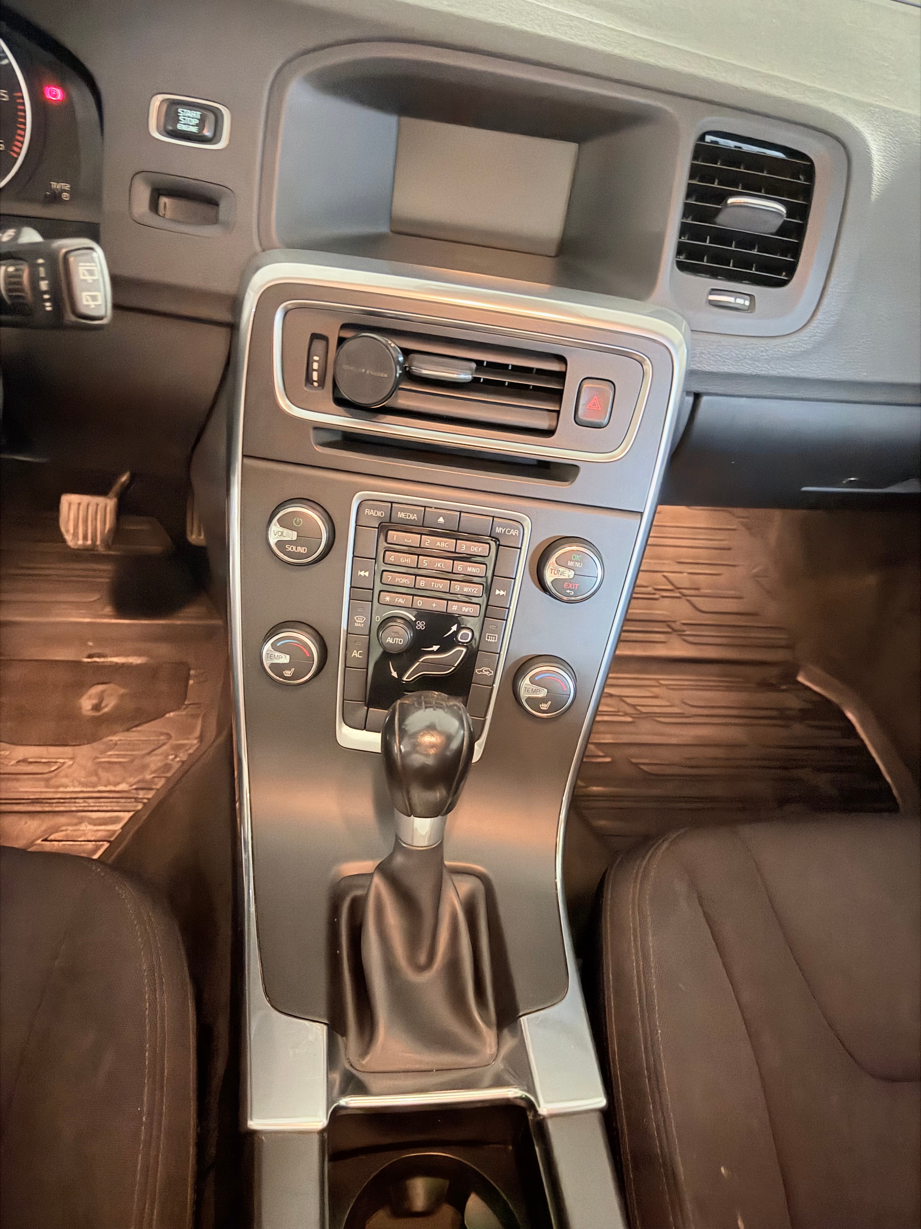 Volvo V60 DRIVe Manuell 2011, bild 3/8