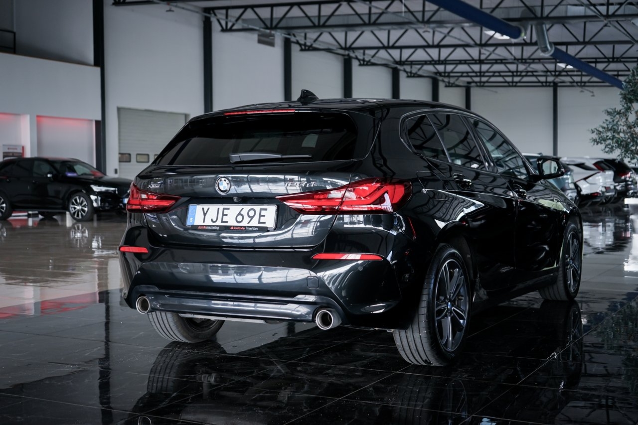 BMW 120 d xDrive Steptronic Sport line 2023, kuva 6/10
