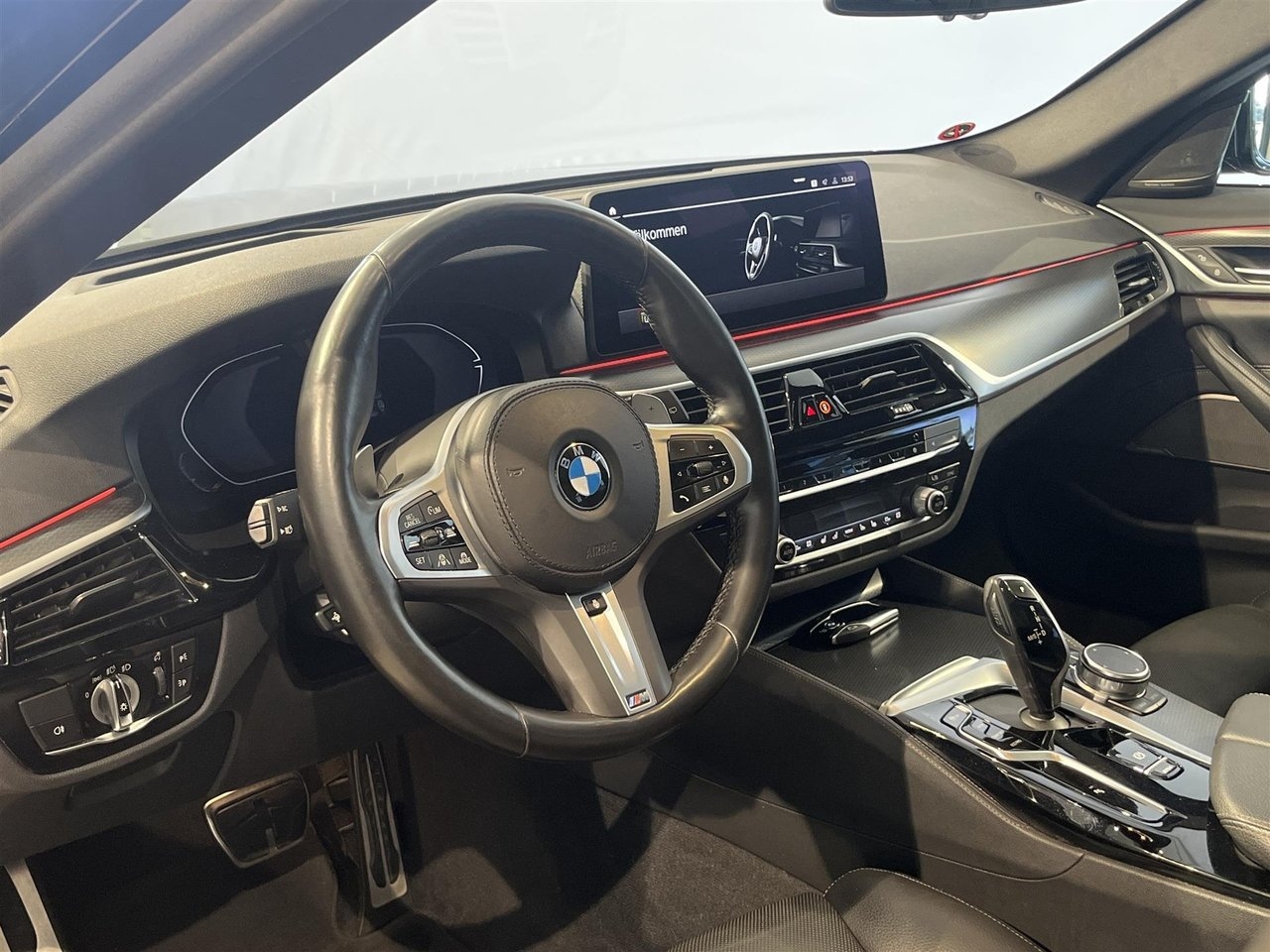 BMW 540 d xDrive Touring M Sport 2023, kuva 3/10