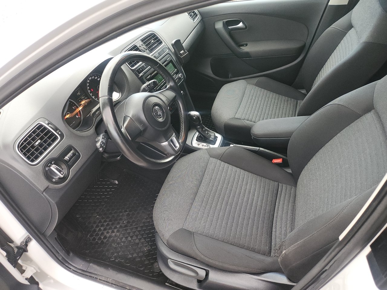 Volkswagen Polo 2014, bild 3/10