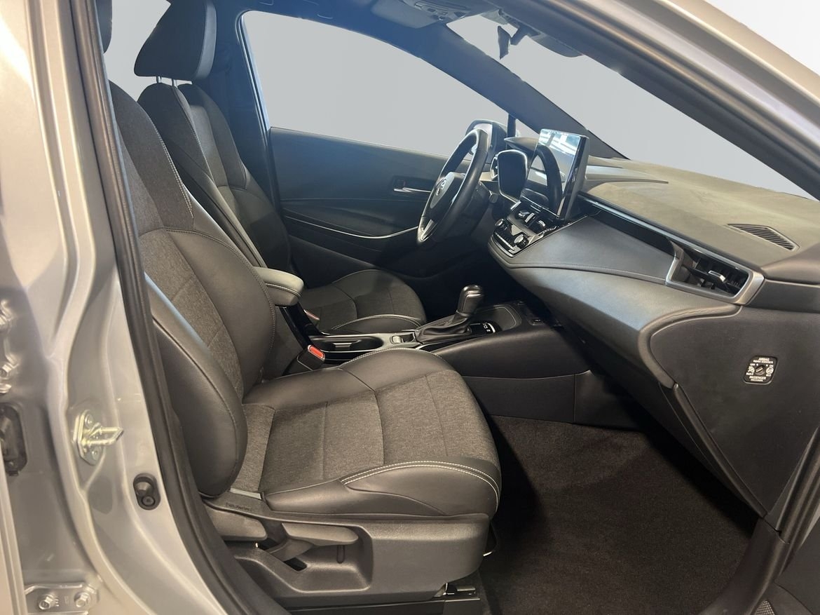 Toyota Corolla 2024, bild 6/19