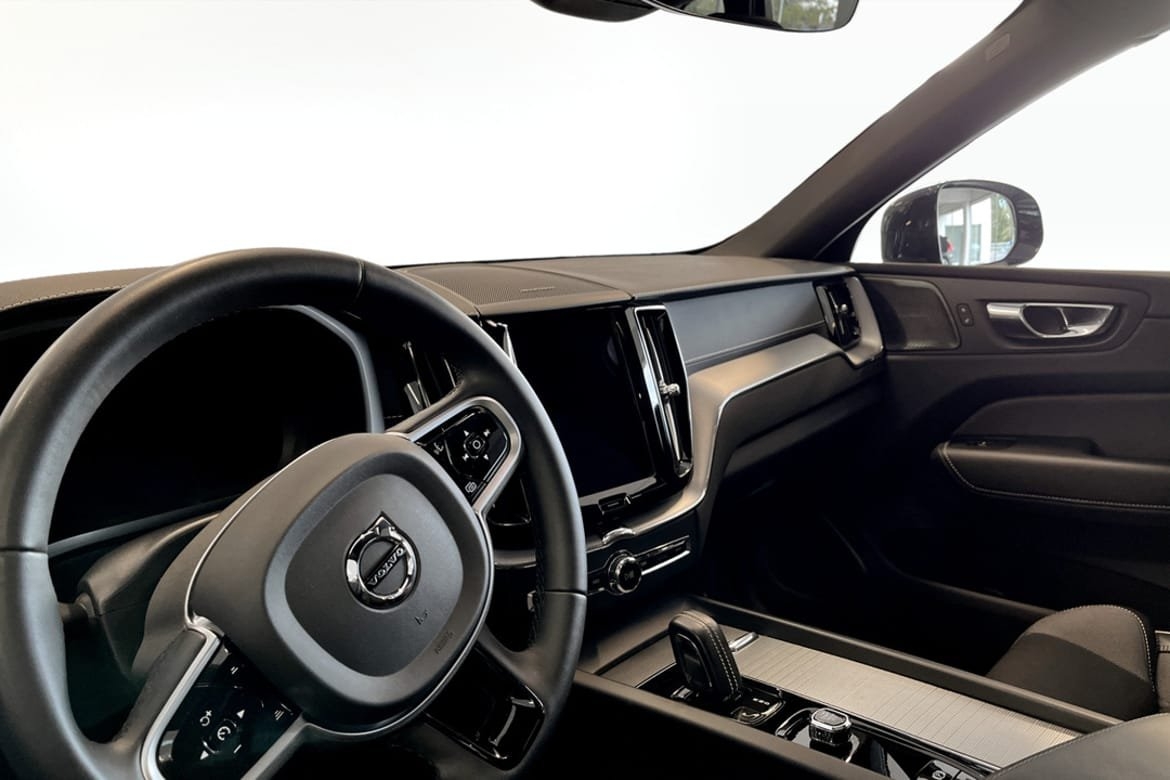 Volvo XC60 Recharge T6 II R-Design 2022, bild 5/9