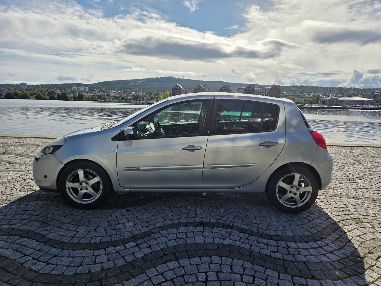 Renault Clio 2011, kuva 6/9